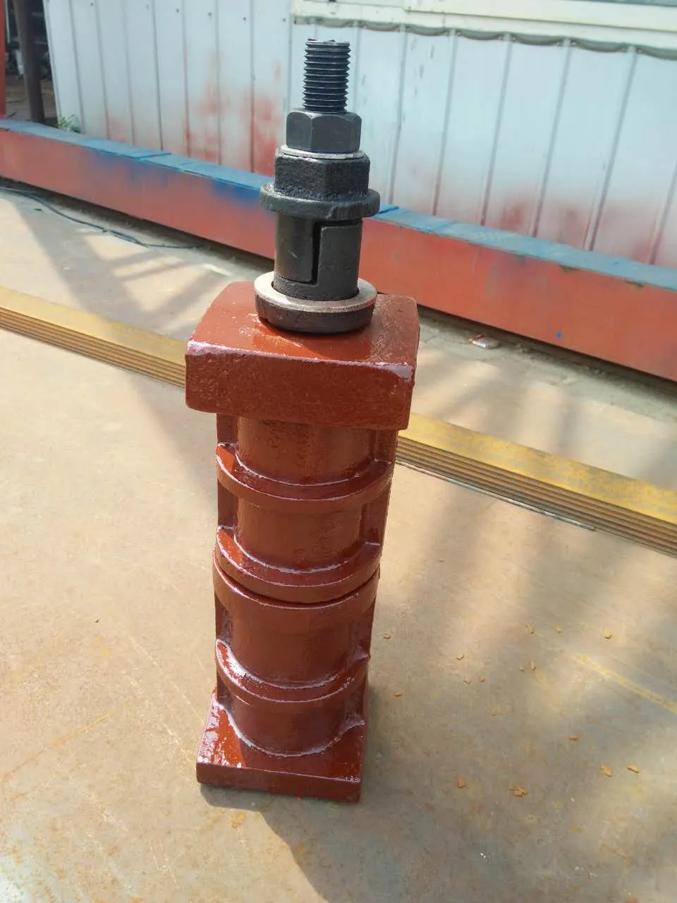Ground Anchor Applications in Construction and Landscaping Ground Anchor Applications in Construction and Landscaping