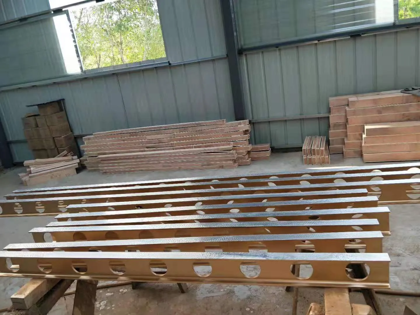 Parallel Ruler Maintenance for Long-Term Accuracy Parallel Ruler Maintenance for Long-Term Accuracy
