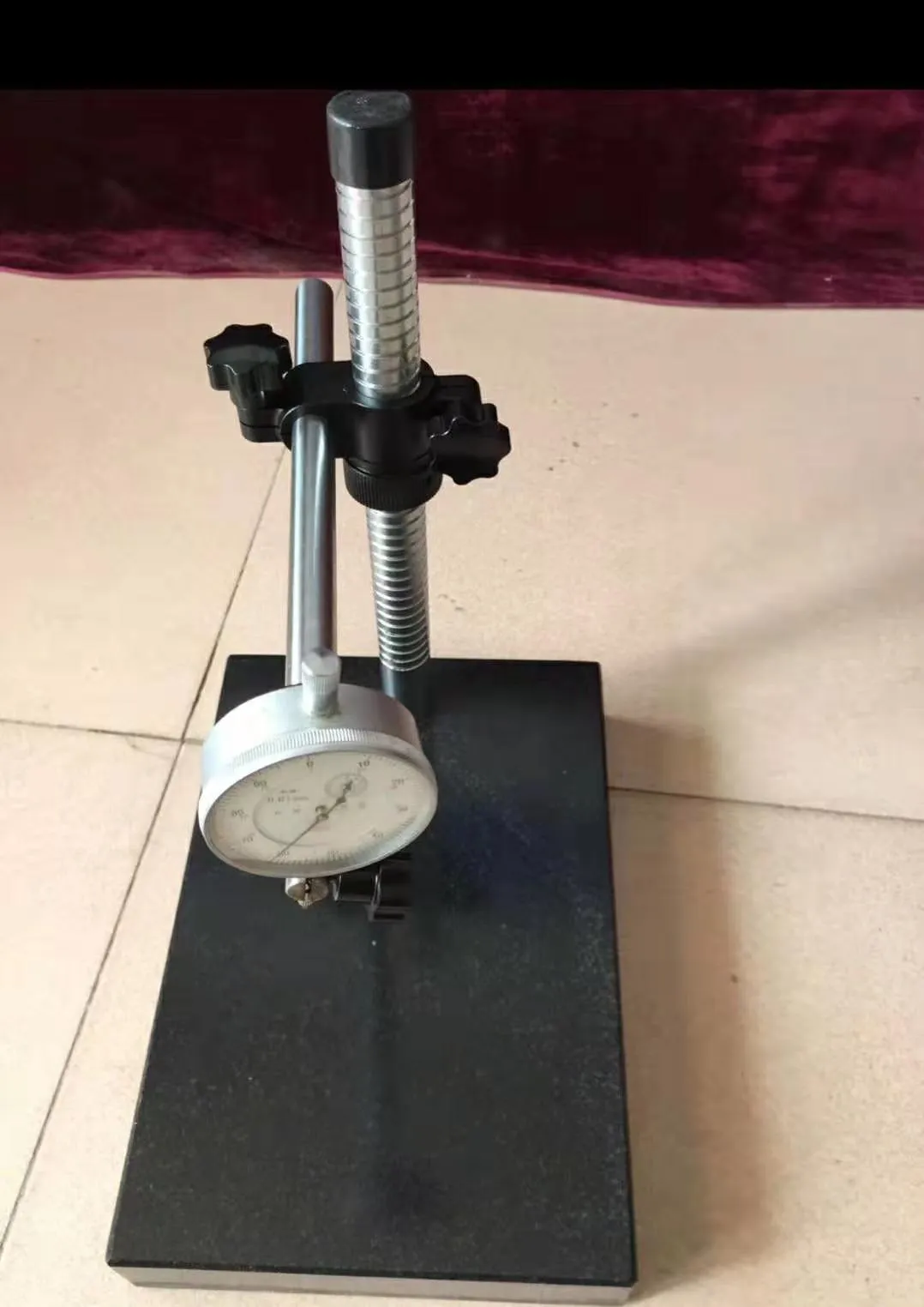 Thread Micrometer Set Features