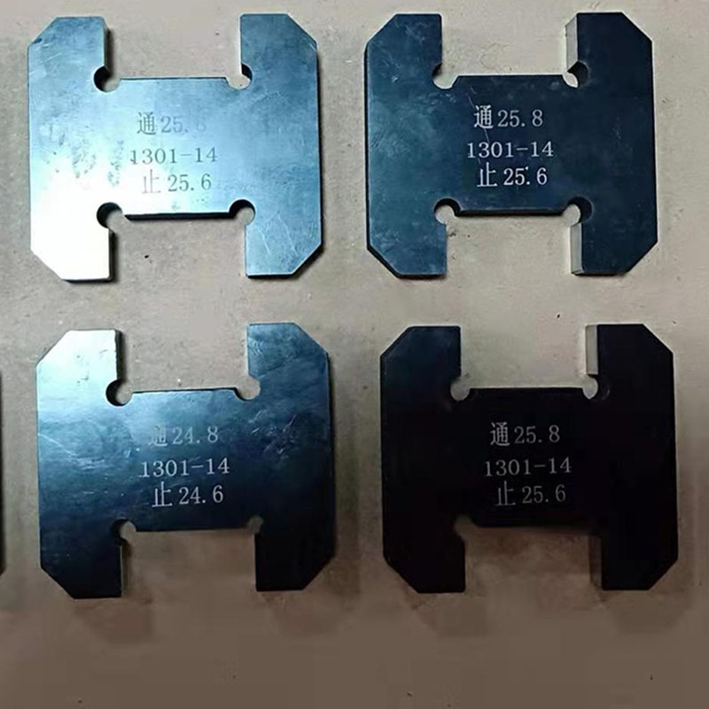 strainer flanged