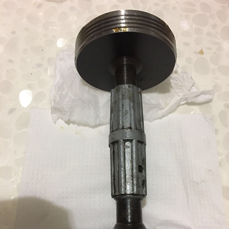 metal joist hanger bracket